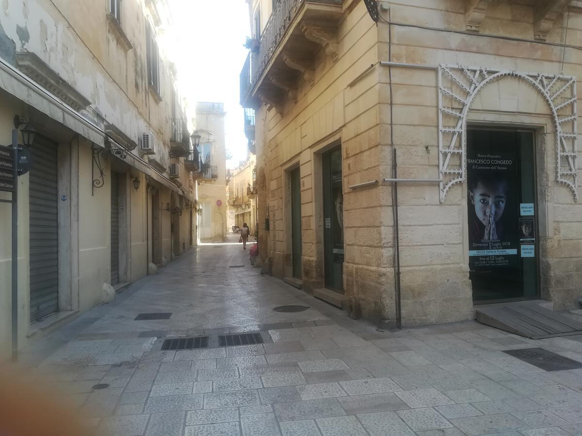 Bed and Breakfast Dimora Dell'Artista Lecce Exterior foto