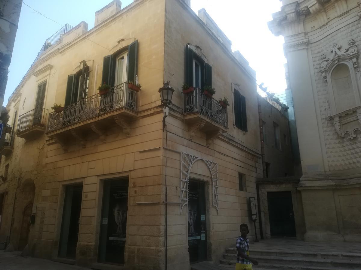 Bed and Breakfast Dimora Dell'Artista Lecce Exterior foto